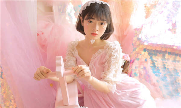 宋洛乡供卵试管代怀生子多少钱？这一直是很多不孕不育家庭关注的话题。在中国，不孕不育的发生率越来越高，根据《中国不孕不育现状调研报告》显示，育龄夫妇的不孕不育率从20年前的3%增长至现在的12.5%-18.2%，患者人数高达6000万以上。在这样的背景下，许多家庭通过供卵试管来实现自己的生育梦想。那么，供卵试管代怀生子的费用到底是多少呢？